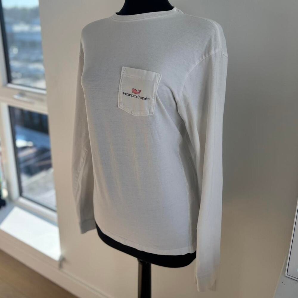 Vineyard Vines White and Pink Long Sleeved Shirt Sz Small - Preowned